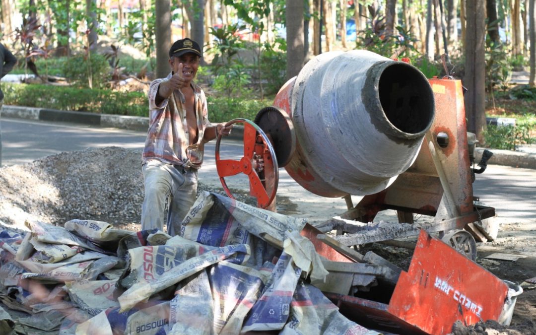 Jasa Tukang Harian atau Borongan, Hemat Mana ?
