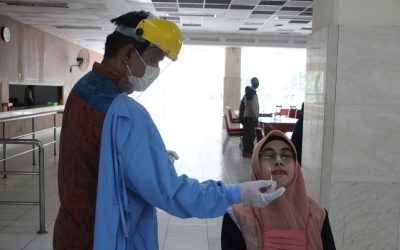 Karyawan Jalani Swab Antigen Rutin