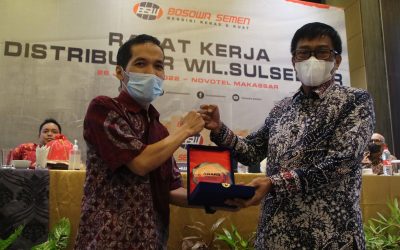 PT CMIP dan CV UKA Bintang Anugrah Distributor Terbaik 2021